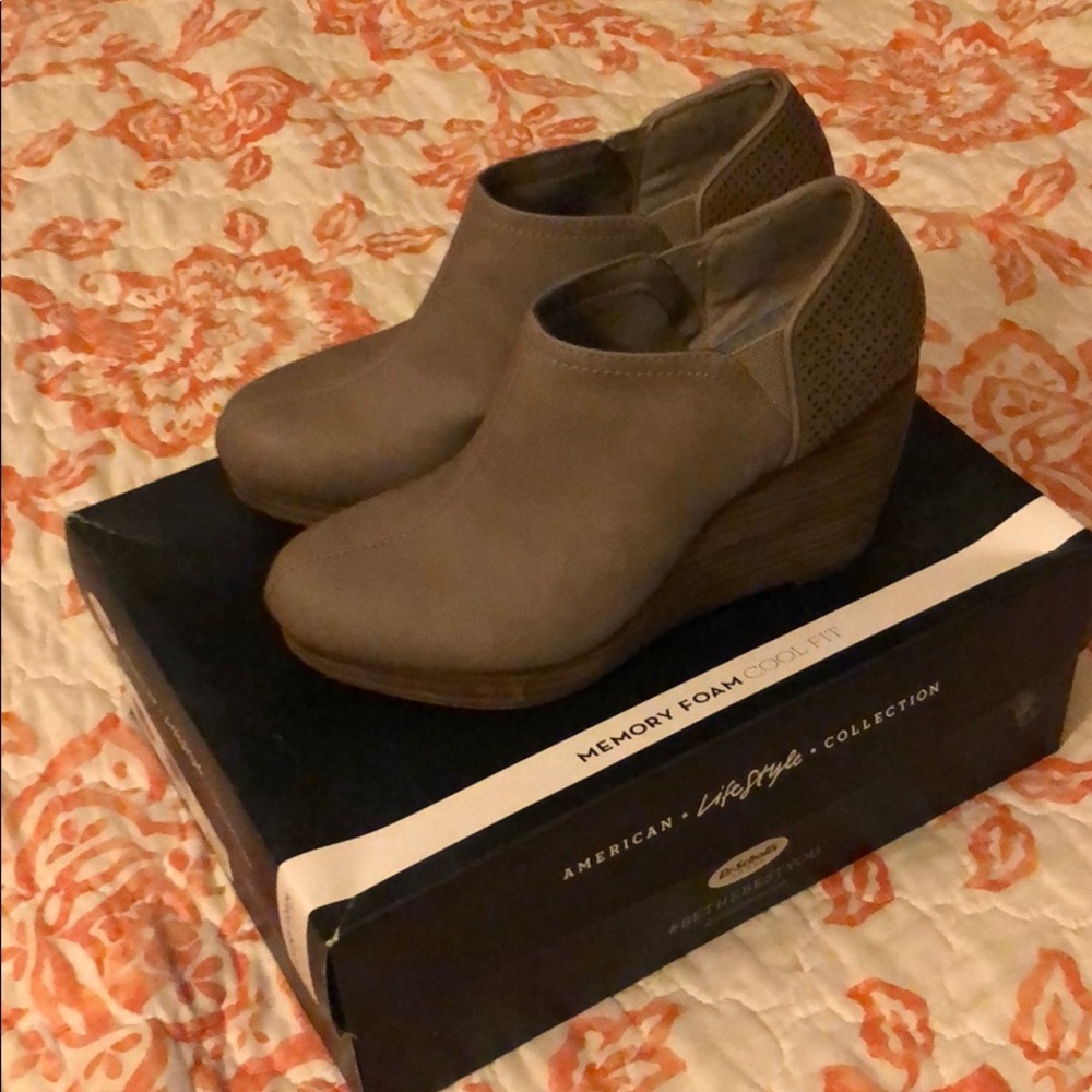 Dr. scholl’s Harlow wedge